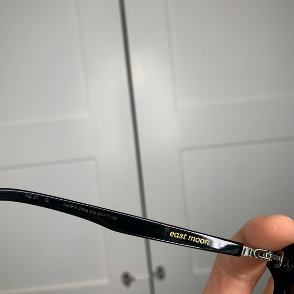 Gentle Monster East Moon Black Sunglasses - Picture 4 of 10